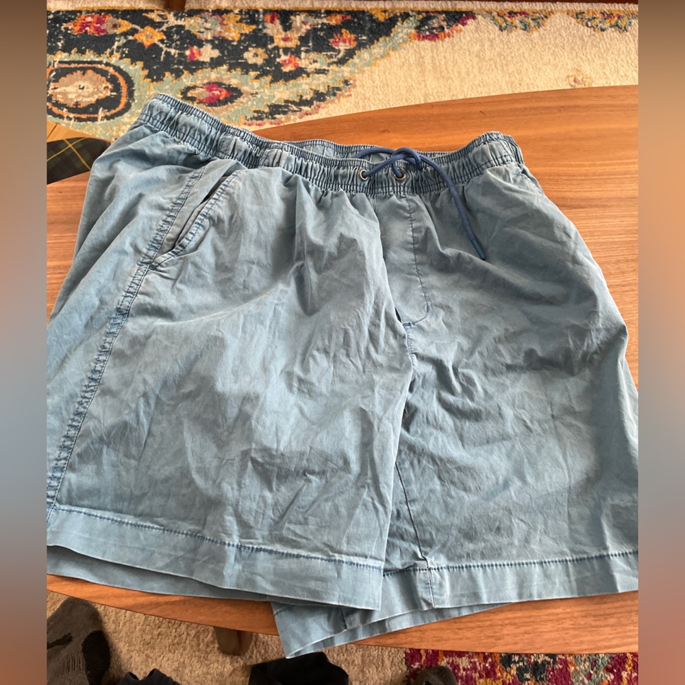 4 pairs of VRST shorts (Large/36 waist)
